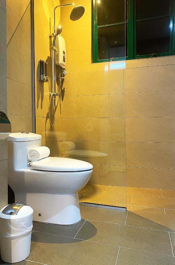 Amadel Residence 爱媄德民宿 16 Malacca Esterno foto